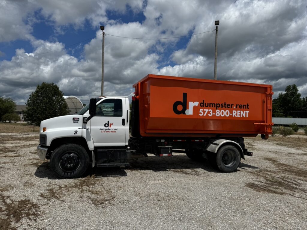 24 yd dumpster rental in Columbia, MO